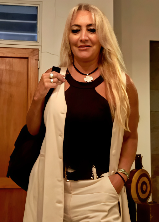 Mara Barrionuevo Mara Barrionuevo